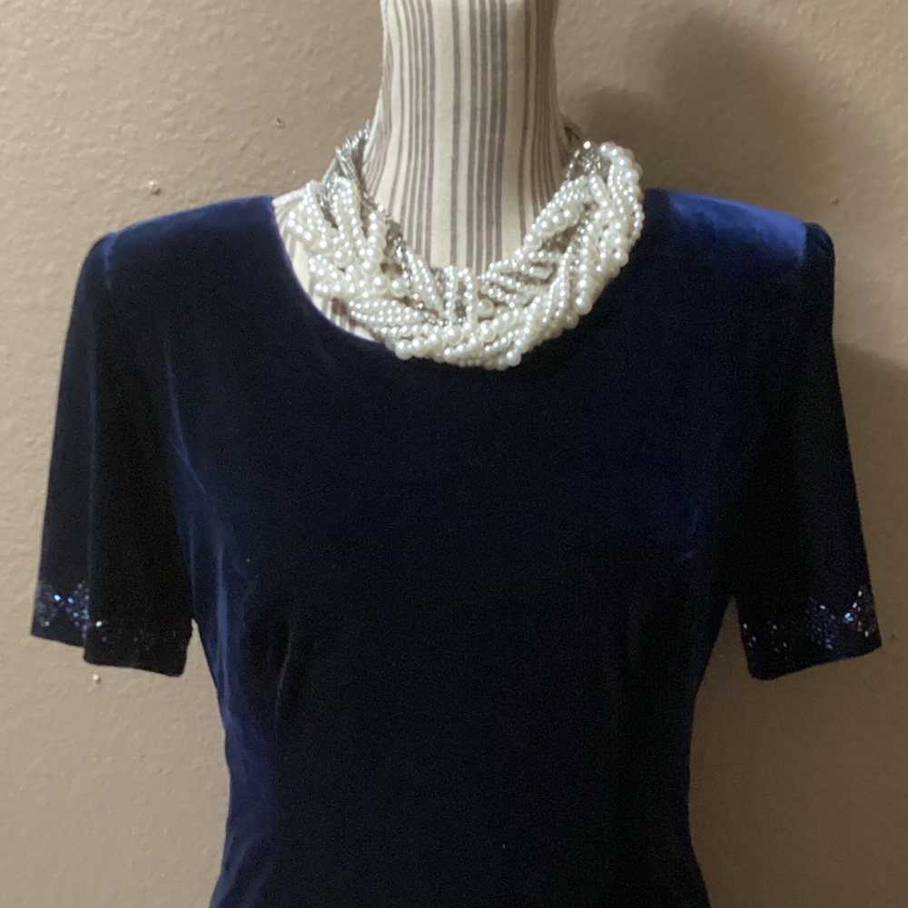 Vintage R & M RICHARD Navy velvet DRESS - Picture 6 of 16